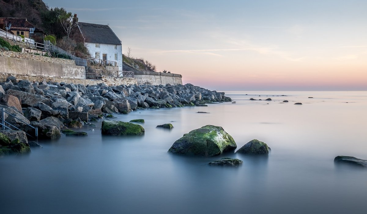 Understanding Tide Times Before You Swim